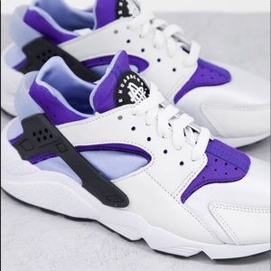 COPY - Nike Air Huarache sneakers in white/lapis